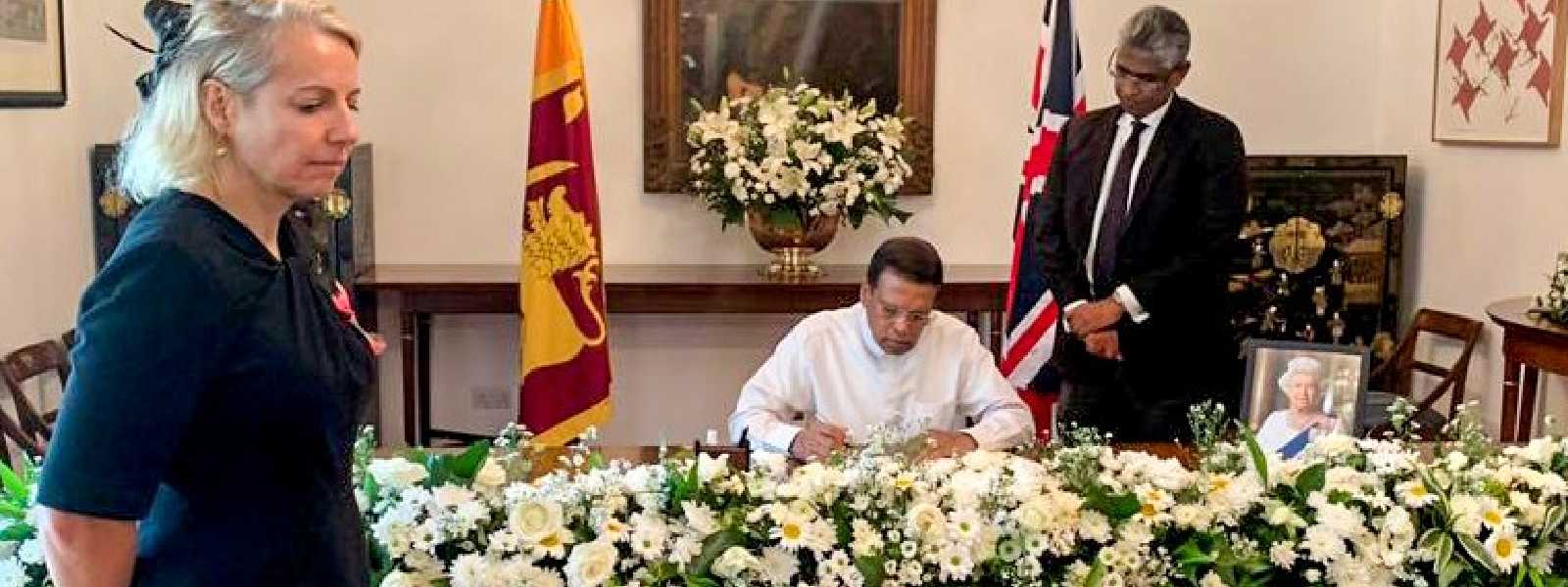 හිටපු ජනපති මෛත්‍රී මහ රැජිණගේ අභාවයට ශෝකය පළ කරයි
